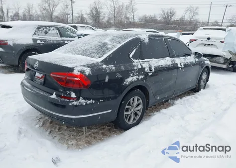 2018 Volkswagen Passat 2.0T R-Line/2.0T S из США, поврежденный, VIN 1VWAA7A35JC031261